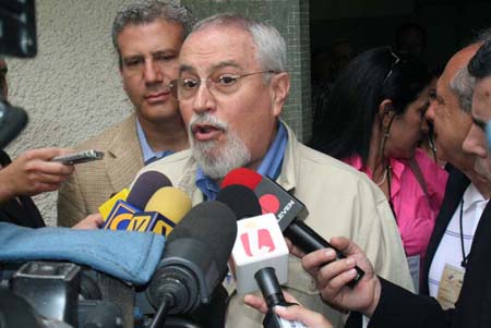 Aveledo tachó rindió declaraciones tras el anuncio del presidente Maduro