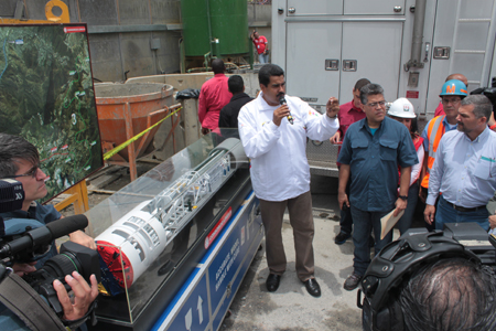 Maduro visitó la estación Alí Primera e inspeccionó las obras de la estación Independencia, ubicada en la redoma de La Matica, la cual será inaugurada el próximo mes de diciembre según prometió.