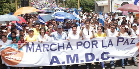 4.000 personas realizaron una caminata-festival por la paz en Honduras