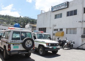 policía