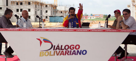 Allanamos un apartamento que tenía en un lugar del Este de Caracas, lleno de bolívares donde hacía los negocios el bandido este", informó el Presidente