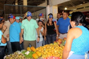 RECORRIDO MERCADO MUNICIPAL CONEJERO NUEVA ESPARTA FOTO LENIN MORALES (5)