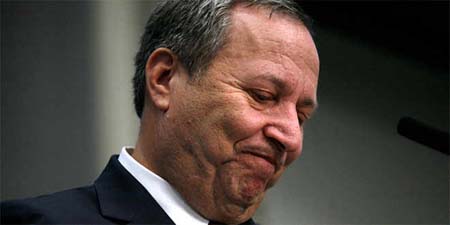 Summers telefoneó este domingo a Obama para anunciarle su renuncia