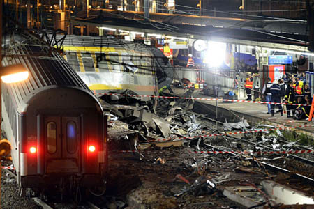 La velocidad del tren es controlada por satélite, lo que evita que los maquinistas puedan violar las limitaciones