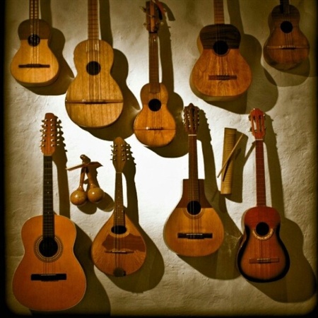 Musica cuatros