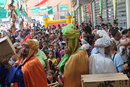 Reyes Magos sorprendieron a chipilines de los Altos Mirandinos