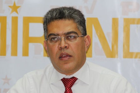 El ministro de Relaciones Exteriores, Elías Jaua recordó, que el gobernador de Miranda estuvo ausente en la sesión de este martes del Consejo Federal de Gobierno