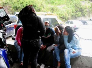 En las afueras de la morgue de Bello Monte se encontraban los familiares