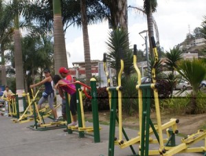 Espacios deportivos en la recta de Las Minas