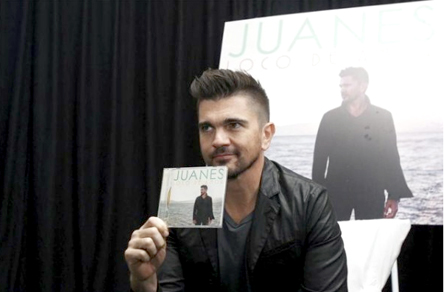 En este disco, compuesto por once canciones, Juanes buscó usar únicamente guitarras acústicas y grabar los temas en una sola toma