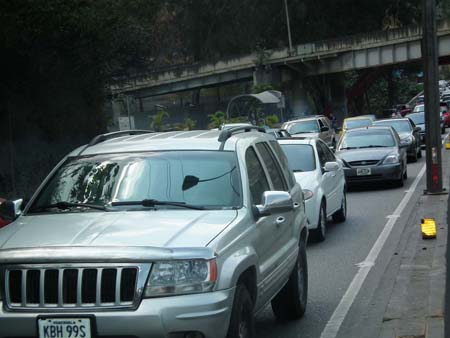 La acción de protesta colapsó la arteria vial en dirección a Caracas.
