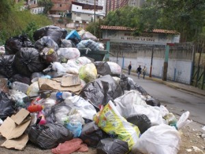 "Hace falta un programa de reciclaje eficiente para diminuir contaminación en la comunidad", manifestó lugareño