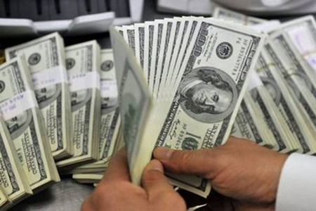 Deuda del Gobierno de Maduro aumentó a 122.300 millones de dólares ARCHIVO