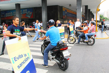 El Saime realiza jornadas de volanteo y concientización para los conductores de motos en Caracas