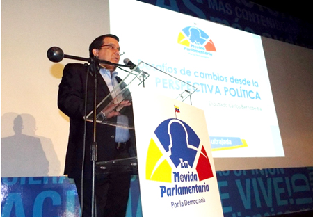 La Movida Parlamentaria llevó a cabo este martes un foro denominado: “CNE. El Poder para cambiar. Democracia o Sumisión”