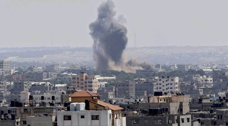 Pasadas las 14.00 hora local, milicianos palestinos aún disparaban cohetes contra el territorio israelí