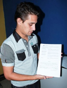 “Están violando mis derechos laborales”