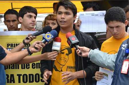 Políticos Y dirigentes estudiantiles exigen la liberación de los jóvenes detenidos por el Sebin la noche del jueves en Caracas CORT. LAPATILLA