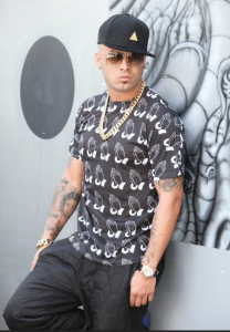 El cantante puertorriqueño llegará a Venezuela para encabezar el cartel del show urbano del año, llamado “El Concierto de las Vacaciones”