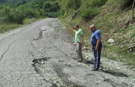 Carretera tacata