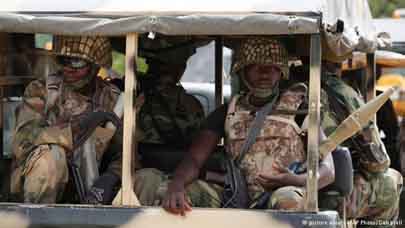 El Ejército nigeriano aseguró haber recuperado la localidad de Chibok, en el noreste del país, tomada por el grupo terrorista Boko Haram AP