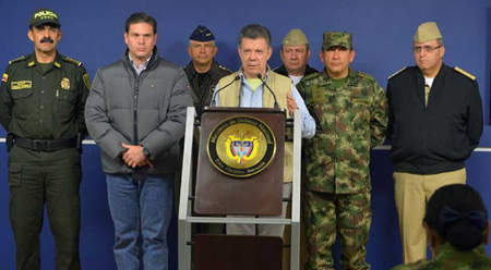 El presidente de Colombia, Juan Manuel Santos, admitió ayer que el brigadier general del Ejército Rubén Darío Alzate fue secuestrado por las FARC ARCHIVO