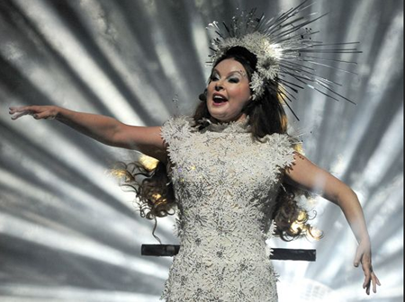 Sarah Brightman, cantante británica, viajará a la Estación Espacial Internacional (EEI) en septiembre de 2015.