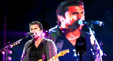 El cantautor Juanes encabezó el concierto navideño “Juntos por los héroes” celebrado en la localidad de Tolemaida