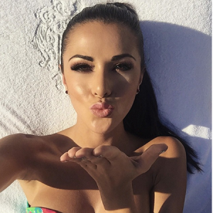 Karina Ramos, miss Costa Rica 2014, lucirá en el concurso Miss Universo 2015 un traje típico distinto al que tenía previsto por críticas debidas al uso del escudo nacional
