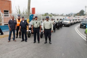 directora de la Policía de Los Salias, comunicó que cuentan con un personal de aproximadamente 200 hombres y mujeres, adicional a las unidades de ambulancia, vehiculares y motorizadas