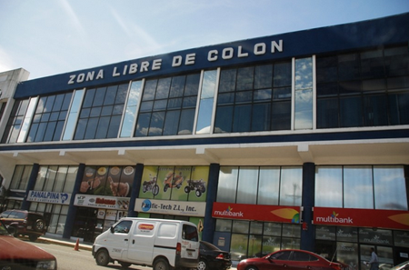 Exportadores panameños esperan el momento oportuno para retomar con Venezuela las negociaciones de la millonaria deuda que importadores de ese país mantienen con la Zona Libre de Colón ARCHIVO
