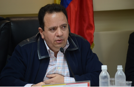 El ministro del Poder Popular para la Economía, Finanzas y Banca Pública, Rodolfo Marco Torres, aseguró este viernes que la providencia emitida por el Centro Nacional de Comercio Exterior (Cencoex) garantiza “el uso correcto de las divisas