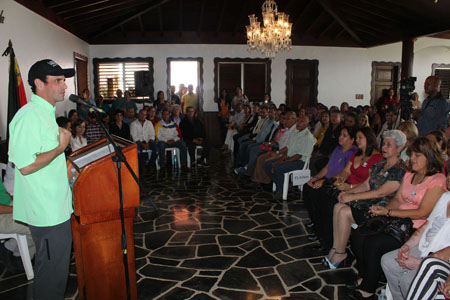En el acto se entregaron reconocimientos a 481 servidores públicos adscritos al Ejecutivo regional