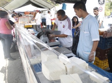 Queso sigue en incremento