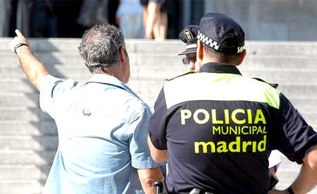 El fugitivo fue interceptado en las inmediaciones del aeropuerto de Madrid cuando se disponía a recibir a una de sus hijas