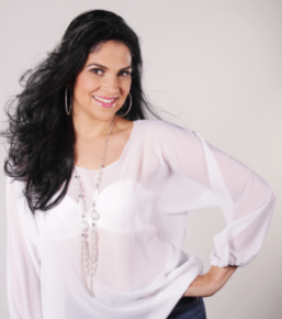  Annae Torrealba canta por Un mundo Mejor