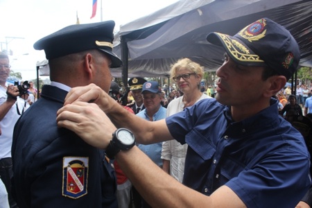 Capriles bomberos