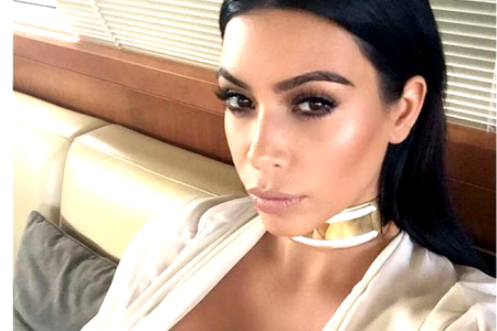 Según datos de la web socialblade.com, Kardashian (44,1 millones de seguidores) supera por poco a Beyoncé (43,9 millones de seguidores). El cambio se suscitó en la madrugada del domingo al lunes