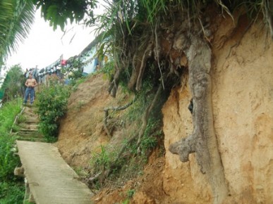 Vecinos afirmaron que a excepción de ese caso y el agua, los servicios han mejorado en el lugar