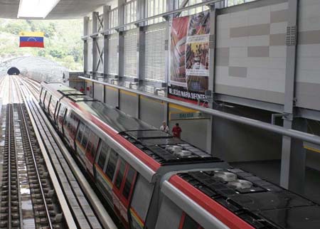 La movilización de los seis vagones del nuevo tren se realizará durante tres noches consecutivas, a través de la avenida Soublette, el sector El Trébol y las autopistas Caracas-La Guaira y Francisco Fajardo
