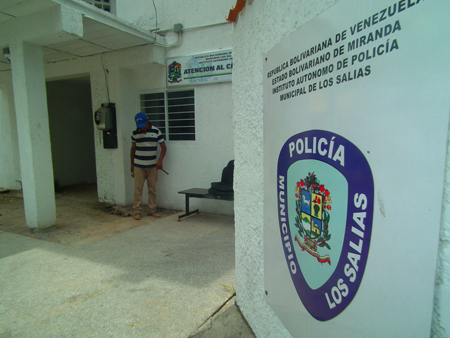 Polisalias colaboró con el traslado de la víctima al nosocomio local