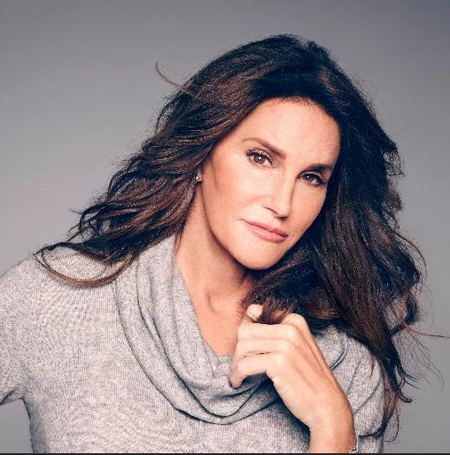 La protagonista de I Am Cait y medallista olímpica aprovecha la medios web para publicar a diario sus fotografías entre amigos y familiares