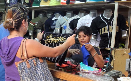 Camisas leones
