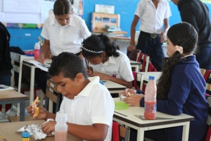 Gracias a las cisternas no se han suspendido las clases en la escuela