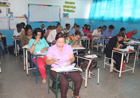 Docentes tuvieron tres horas para desarrollar la prueba