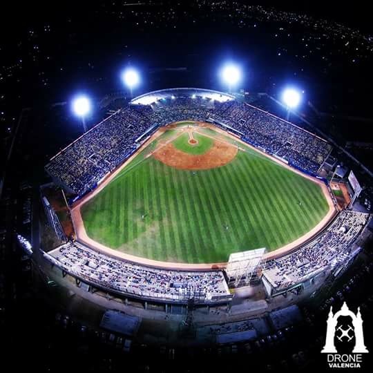 Imponente y lleno el Estadium Jose Bernardo Perez de Valencia Sede del equipo multicampeon en Baseball Los Navegantes del Magallanes