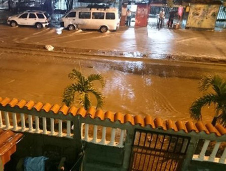 De las 12 viviendas afectadas, tres corresponden a Valle del Tuy y nueve en el Área Metropolitana.
