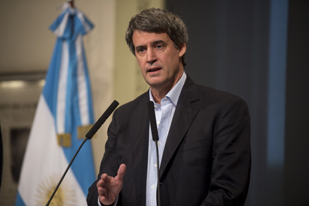 Ministro de Hacienda, Alfonso Prat-Gay en rueda de prensa