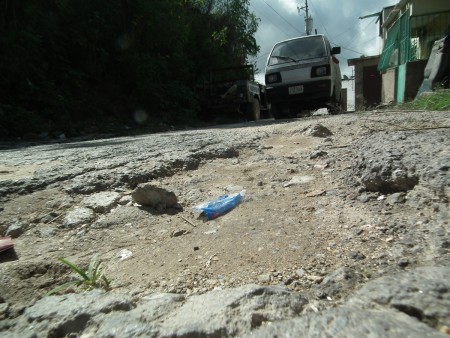 Muchos huecos se exhiben en todo el recorrido