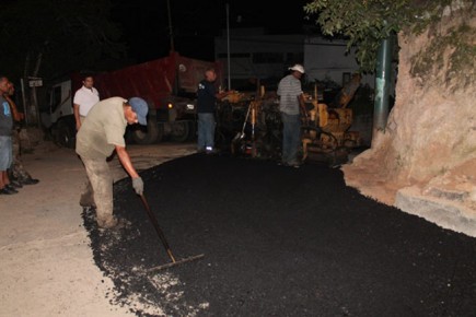 100 toneladas de asfalto para bacheos, reparaciones de huecos y carpetas asfáltica corrida